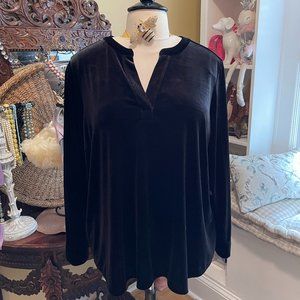 Investments EUC 3X Black Velvet Tunic Top
